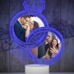 lampara led 3D con forma de anillos de Aniversario con fotografias de la pareja celebrada para